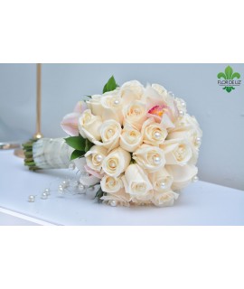 BOUQUET EN ROSAS BENDELA BOUQUET EN ROSAS BENDELA