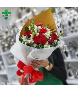 BOUQUET PRECIOSAS ROSAS ROJAS 